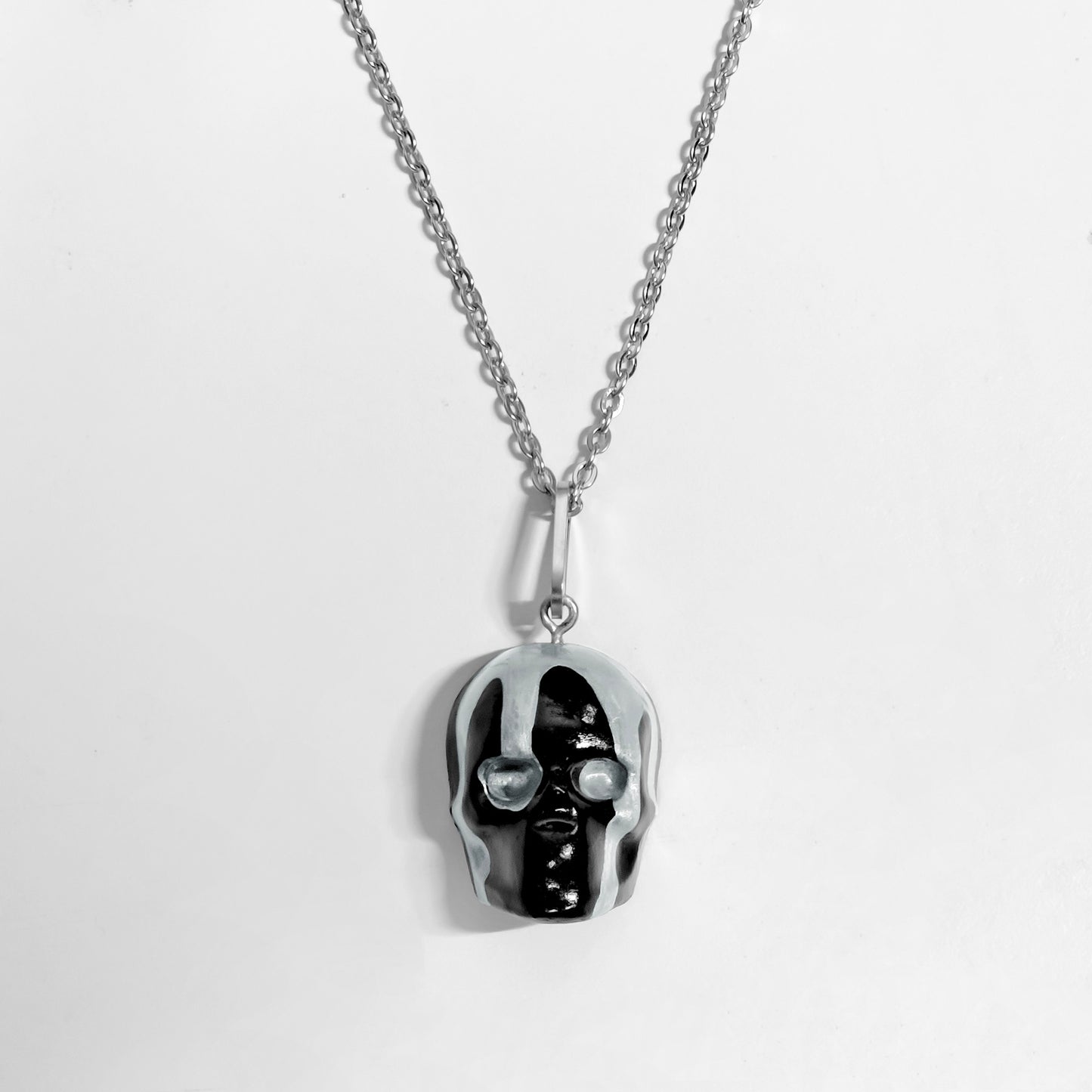 SILVER POLISHED SKULL